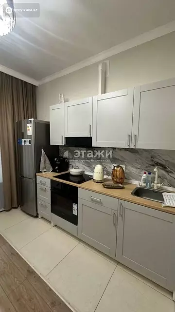 1-комнатная квартира, этаж 4 из 9, 38 м²