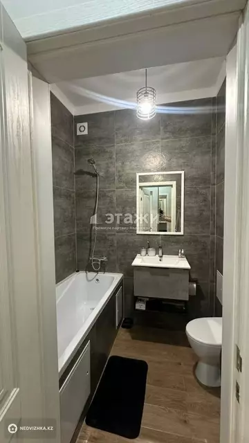 1-комнатная квартира, этаж 4 из 9, 38 м²