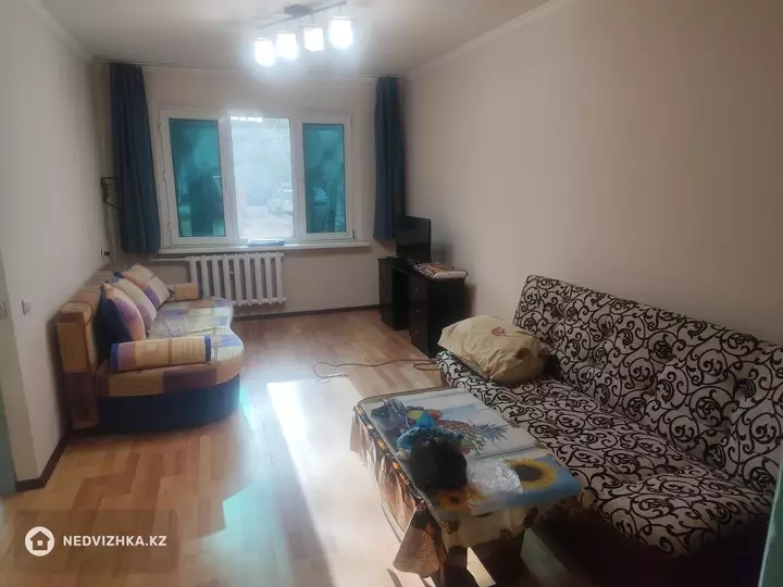 45 м², 2-комнатная квартира, этаж 1 из 5, 45 м², на длительный срок, изображение - 1