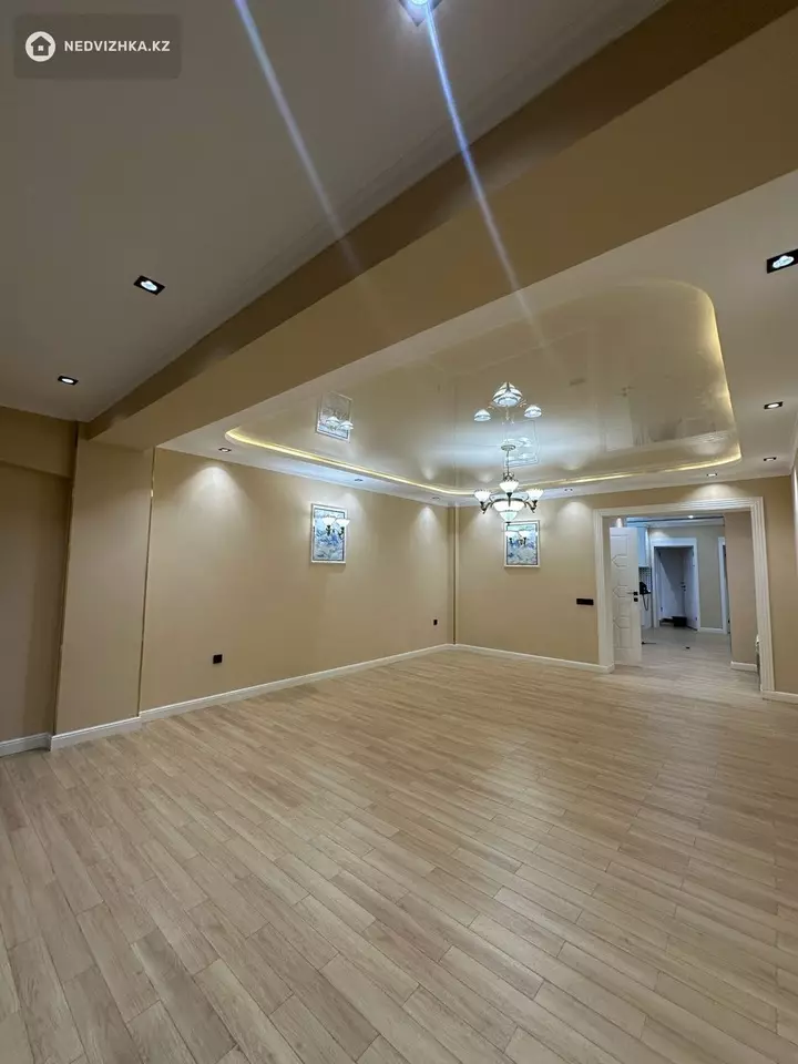 105 м², 3-комнатная квартира, этаж 3 из 13, 105 м², изображение - 1