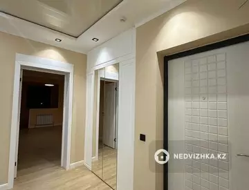 3-комнатная квартира, этаж 3 из 13, 105 м²