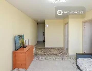2-комнатная квартира, этаж 8 из 12, 57 м²