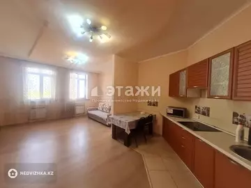 2-комнатная квартира, этаж 9 из 10, 78 м²