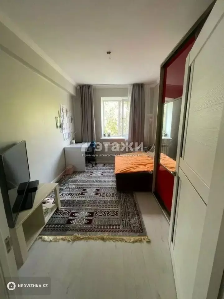 60 м², 3-комнатная квартира, этаж 4 из 4, 60 м², изображение - 1