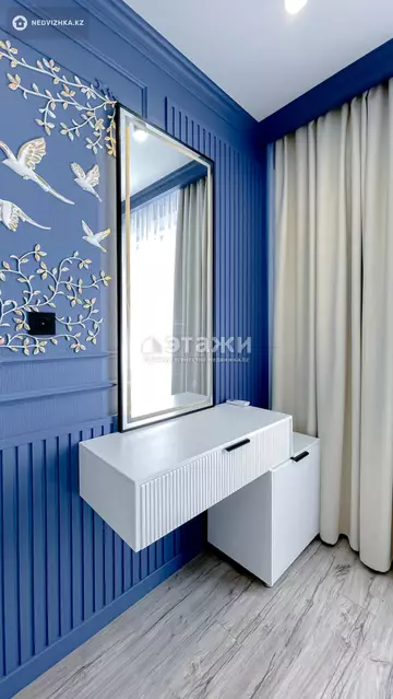 2-комнатная квартира, этаж 8 из 16, 80 м², на длительный срок