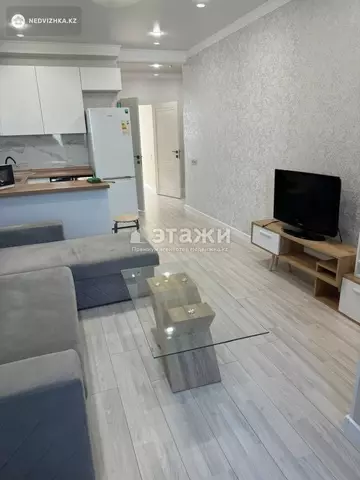 2-комнатная квартира, этаж 11 из 13, 47 м², на длительный срок