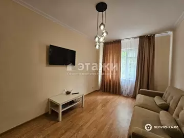 2-комнатная квартира, этаж 1 из 6, 50 м², на длительный срок