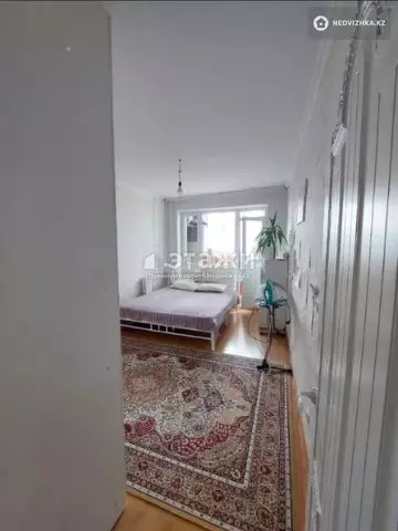 2-комнатная квартира, этаж 12 из 13, 63 м²