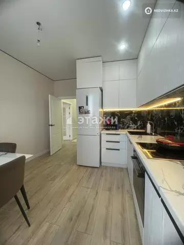 2-комнатная квартира, этаж 6 из 20, 70 м²