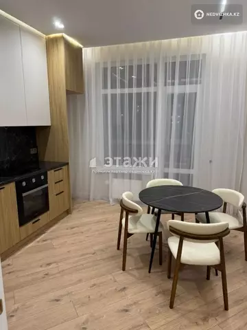 3-комнатная квартира, этаж 3 из 9, 64 м²