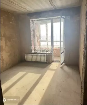 1-комнатная квартира, этаж 4 из 5, 36 м²