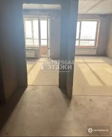1-комнатная квартира, этаж 4 из 5, 36 м²