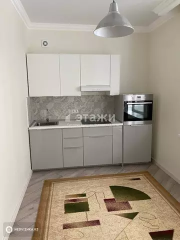 1-комнатная квартира, этаж 3 из 6, 49 м²