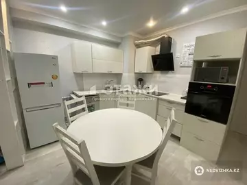 2-комнатная квартира, этаж 2 из 10, 63 м²