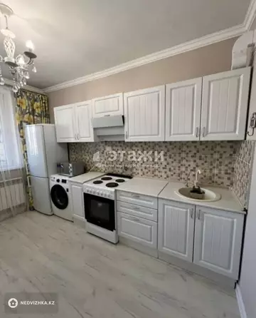 1-комнатная квартира, этаж 2 из 7, 38 м²