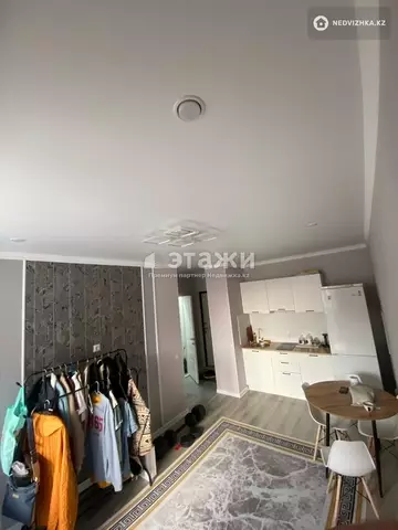 2-комнатная квартира, этаж 4 из 9, 32 м²