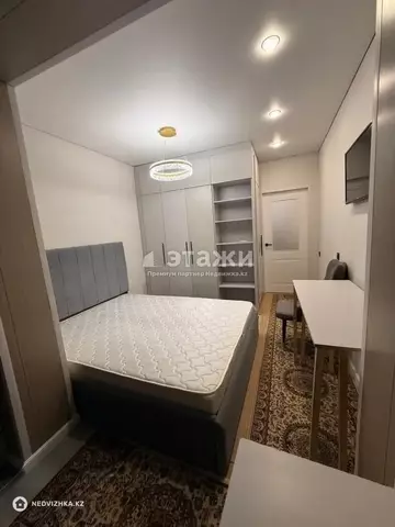 2-комнатная квартира, этаж 4 из 12, 46 м²