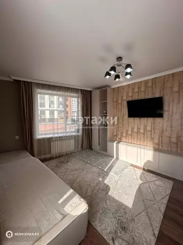 62.8 м², 2-комнатная квартира, этаж 2 из 12, 63 м², изображение - 1