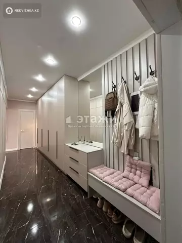 62.8 м², 2-комнатная квартира, этаж 2 из 12, 63 м², изображение - 10