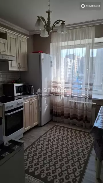 3-комнатная квартира, этаж 6 из 10, 96 м²