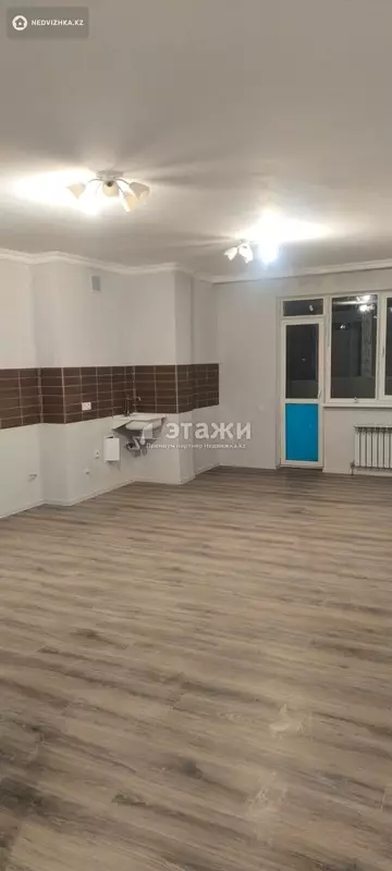 1-комнатная квартира, этаж 7 из 12, 37 м²
