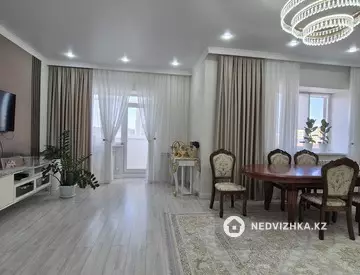3-комнатная квартира, этаж 3 из 5, 118 м²