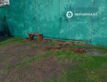 4-комнатный дом, 42 соток, 100 м²