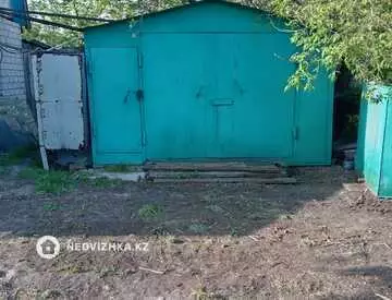4-комнатный дом, 42 соток, 100 м²