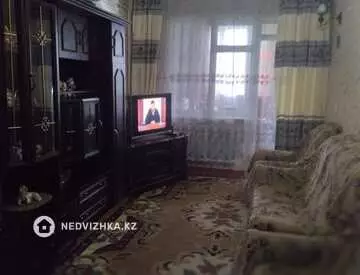 4-комнатная квартира, этаж 1 из 2, 75 м²