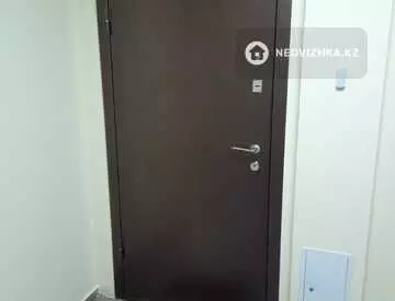 1-комнатная квартира, этаж 4 из 18, 51 м²