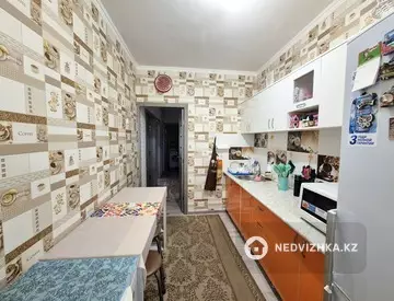 3-комнатная квартира, этаж 3 из 5, 65 м²