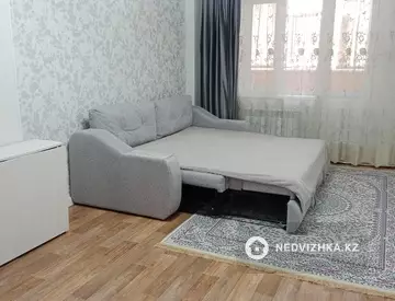 2-комнатная квартира, этаж 1 из 9, 65 м², посуточно