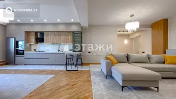 3-комнатная квартира, этаж 9 из 9, 215 м²