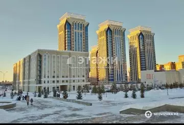 3-комнатная квартира, этаж 4 из 19, 64 м²