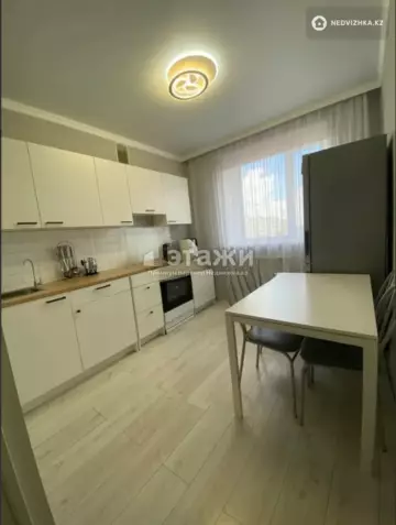 2-комнатная квартира, этаж 9 из 11, 60 м²