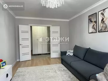 2-комнатная квартира, этаж 4 из 6, 53 м²
