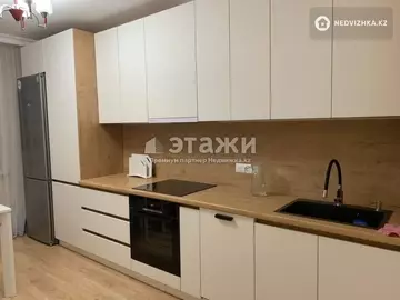2-комнатная квартира, этаж 4 из 6, 53 м²