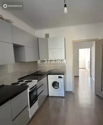 3-комнатная квартира, этаж 3 из 7, 82 м²