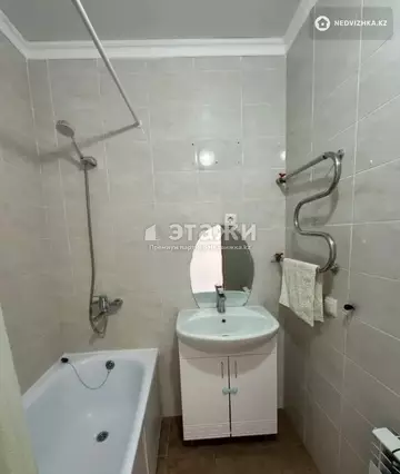 3-комнатная квартира, этаж 3 из 7, 82 м²