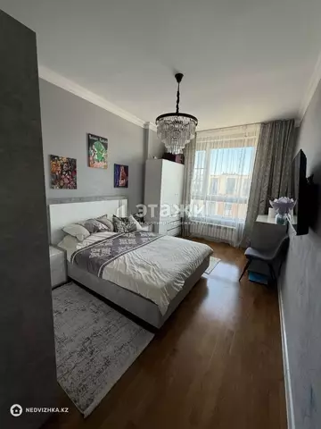 2-комнатная квартира, этаж 10 из 10, 64 м²