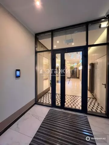 2-комнатная квартира, этаж 8 из 16, 64 м²