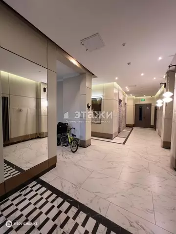 2-комнатная квартира, этаж 8 из 16, 64 м²