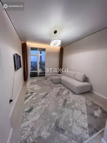 2-комнатная квартира, этаж 8 из 9, 56 м²