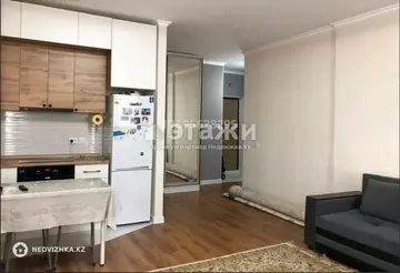 1-комнатная квартира, этаж 22 из 22, 38 м²