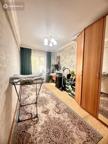 2-комнатная квартира, этаж 3 из 5, 46 м²