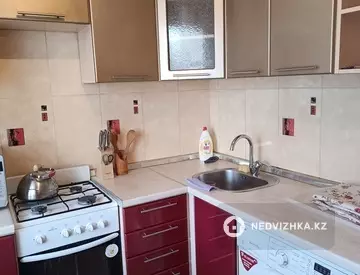 1-комнатная квартира, этаж 1 из 5, 32 м², на длительный срок