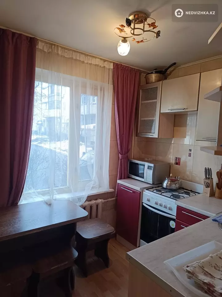 32 м², 1-комнатная квартира, этаж 1 из 5, 32 м², на длительный срок, изображение - 1