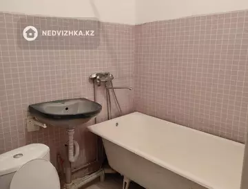 1-комнатная квартира, этаж 4 из 5, 35 м², на длительный срок