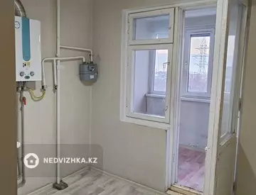 1-комнатная квартира, этаж 4 из 5, 35 м², на длительный срок