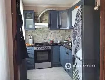 4-комнатная квартира, этаж 5 из 5, 62 м²